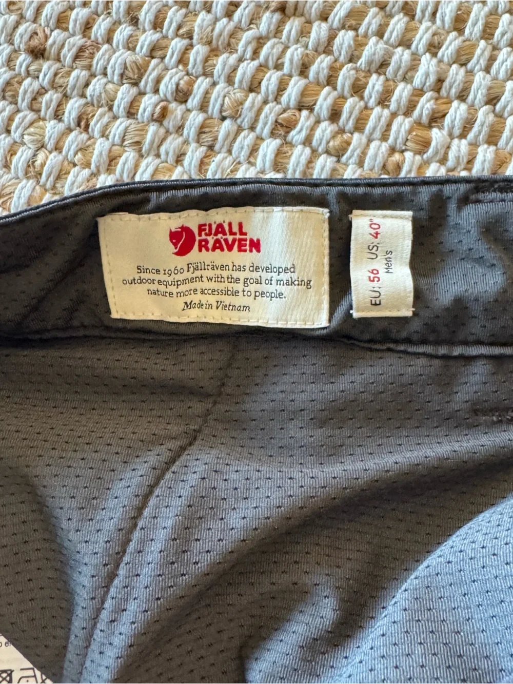 Fjallraven Men’s Abisko Trail Stretch Shorts Size 40 charcoal grey